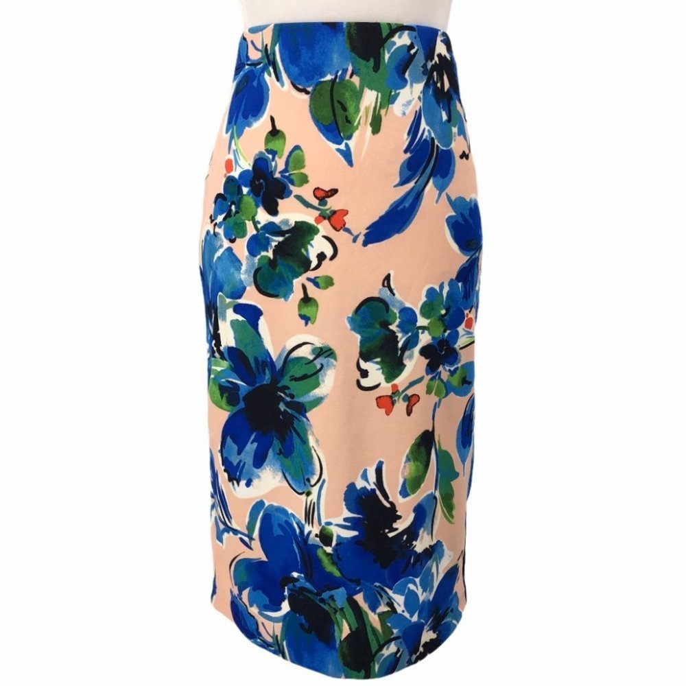 ECI All Over Floral Printed Scuba Skirt NWT Sz Small